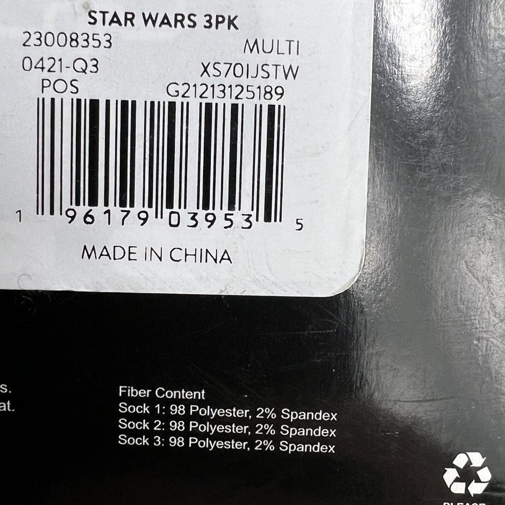 Disney Star Wars Men's Crew Socks 3 Pack Shoe Size 8-12 Bioworld Christmas Theme - Picture 10 of 12
